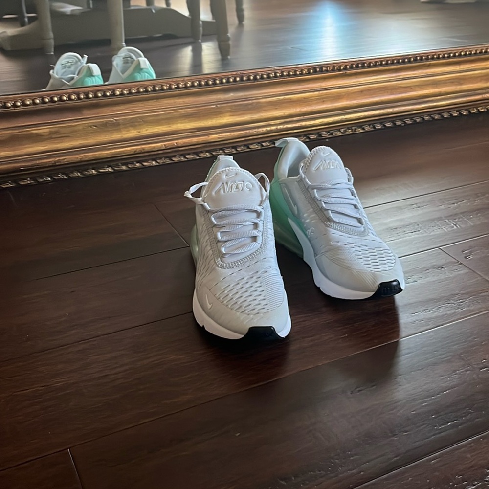 Nike 270 (Youth)